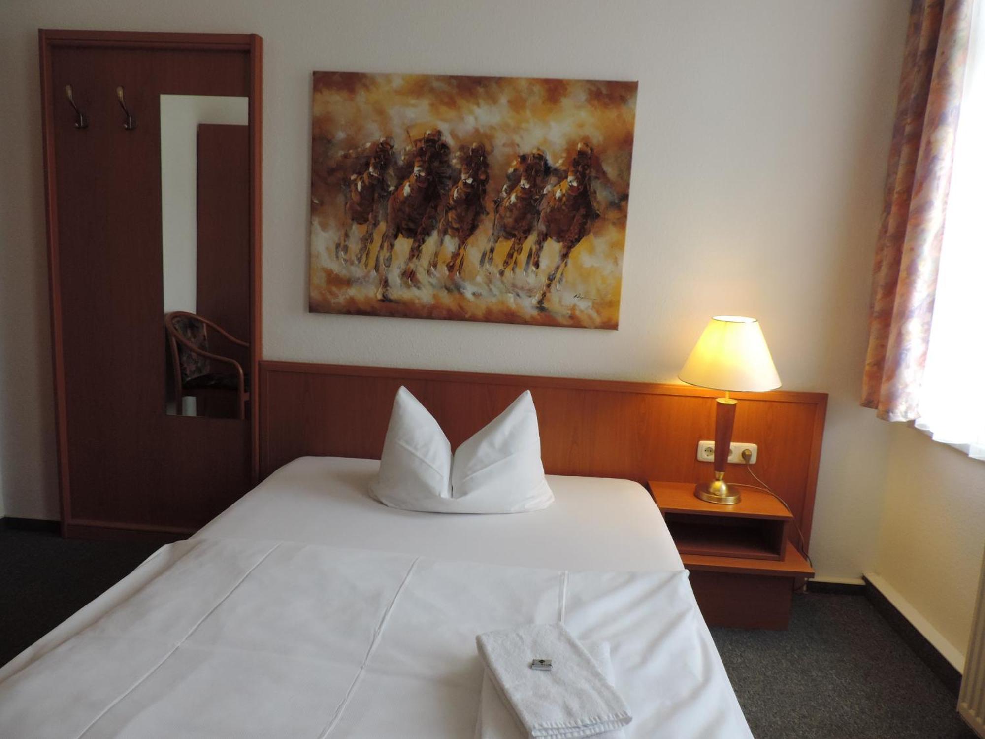 Hotel Carl Von Clausewitz بورغ باي ماغدبورغ الغرفة الصورة